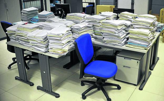 El Covid pone en evidencia las carencias digitales de la Administración vasca
