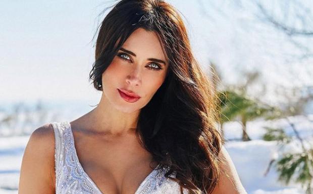 El tercer posado de Pilar Rubio en la nieve: un look rebajado para ir a trabajar