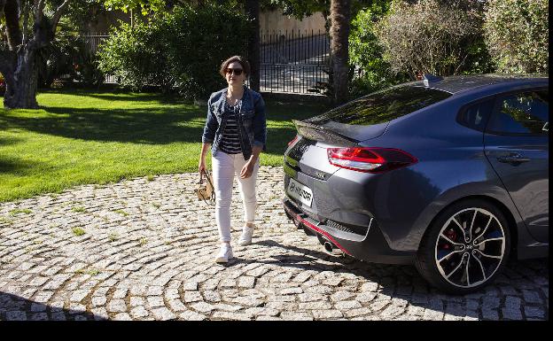 El coche de Ana Carrasco: «Suelo usar colores que no llamen mucho la atención»