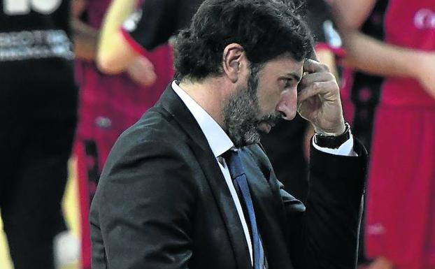 Un Bilbao Basket lleno de impotencia pierde ante el Zaragoza