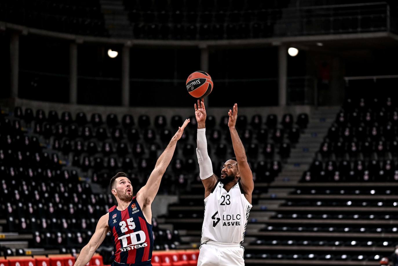 Las imágenes del Asvel-Baskonia