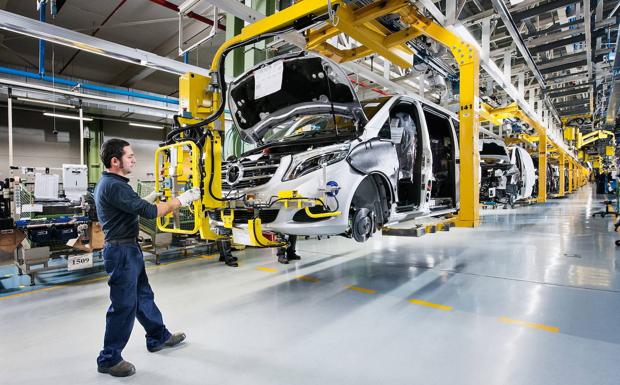 Mercedes afronta 2021 con optimismo y confía en que Vitoria pueda mantener el empleo