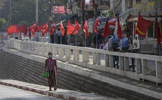 La Embajada en Myanmar pide a los españoles «permanecer en sus domicilios» tras el golpe de Estado