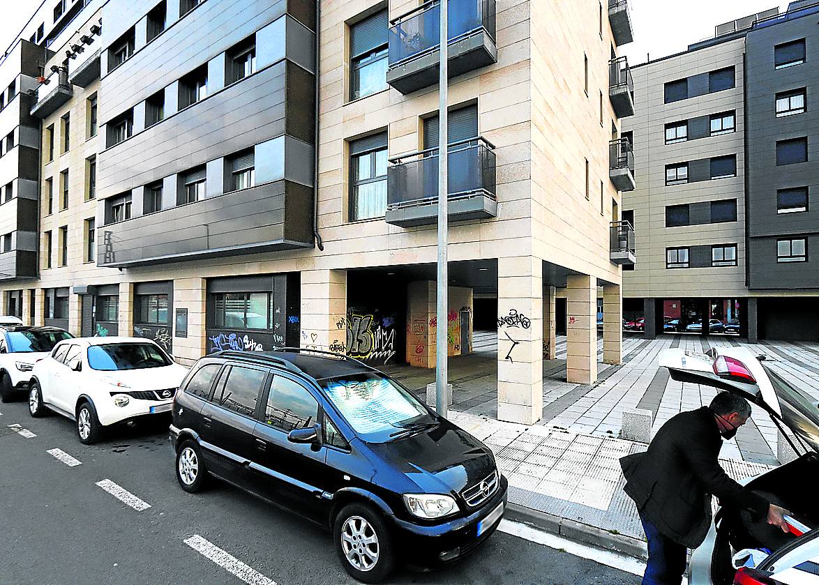 Los vecinos de Máquina de Vapor ya tienen licencia para vallar los soportales