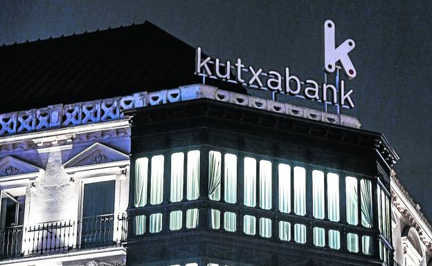 El BCE permite a Kutxabank repartir dividendos a BBK, Vital y Kutxa