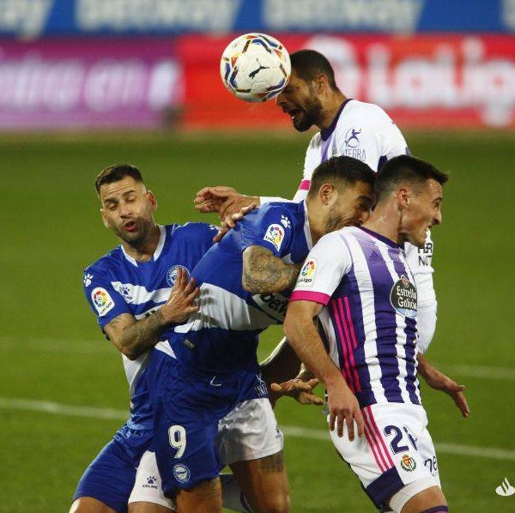 Vídeo resumen y gol del Alavés - Valladolid