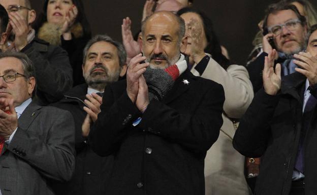 Elizegi propone no cobrar la cuota de 2021 a cambio de no devolver nada de 2020