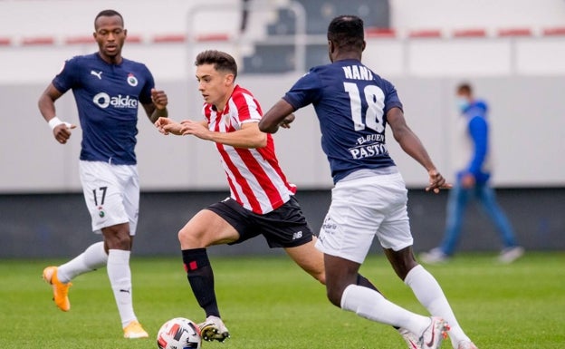 Zarraga, la novedad en la lista para el Valencia