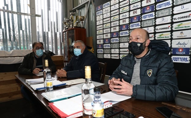 El Barakaldo da el primer gran paso hacia su supervivencia