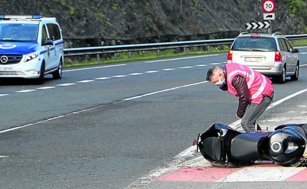 Muere un concejal del PNV de Aulesti de 30 años en un accidente de moto en Elgoibar