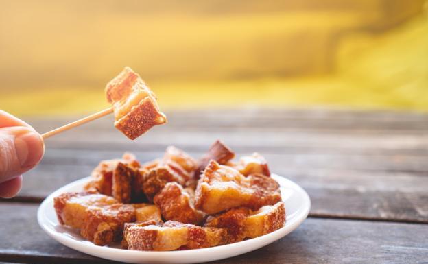 El torrezno, de comida de pastores a la alta cocina