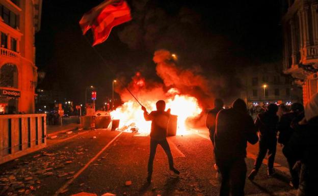 El Gobierno censura a Echenique por «alentar» las protestas violentas en apoyo a Hasél