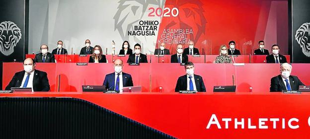 Elizegi, de nuevo en el alambre