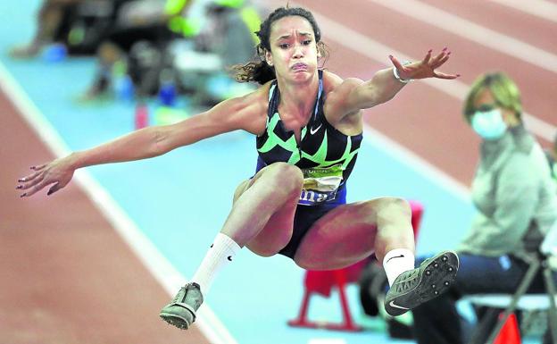 María Vicente engrandece el Nacional