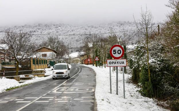 La nieve regresa a Álava