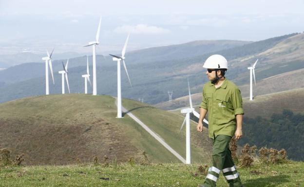 Los cuatro proyectos de parques eólicos en Álava siguen adelante y se someten a evaluación ambiental