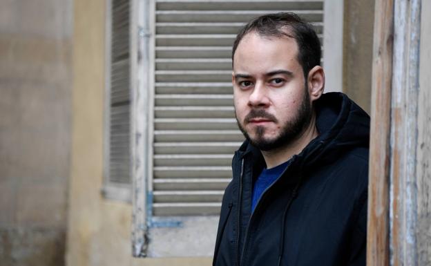 Pablo Hasél escribe un poema desde la cárcel: «Arden las calles porque antes nos quemaron»