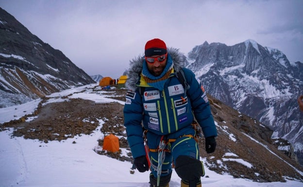 Cronología de la expedición invernal al Manaslu de Alex Txikon