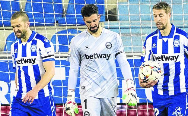 El Alavés, en puestos de descenso con los mismos puntos que Valladolid y Eibar