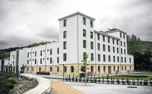 Un brote en la residencia de Cucho dispara las alarmas en Treviño