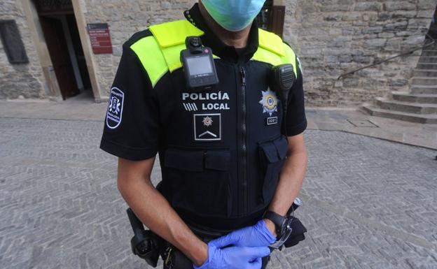 Arranca la vacunación de Policías Locales con 60 agentes inoculados