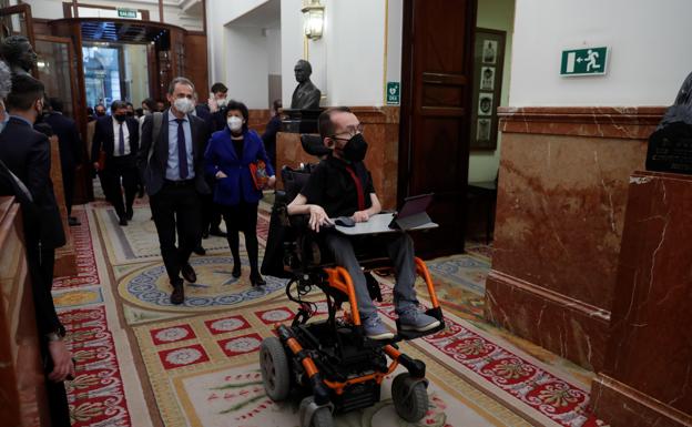 La Fiscalía del Supremo abre una investigación a Echenique por su 'tuit' sobre los disturbios en apoyo a Hasél