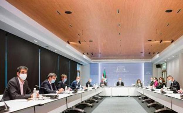 Termina la reunión del LABI donde se ha aprobado la libre movilidad en Euskadi desde el martes 9