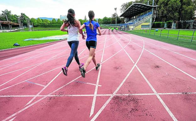 La reforma de la pista de atletismo de Mendizorroza arrancará este año
