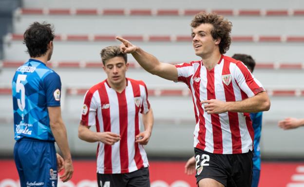 Nico Williams y Artola siguen con su idilio con el gol para batir al Laredo