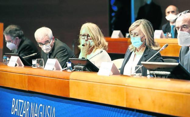 El consejo del IMQ convoca reuniones con todas las facciones del accionariado