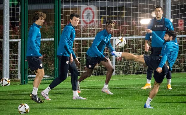 Contactos abiertos para atar a Artola