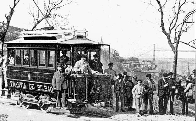 El primer tranvía iba desde Santurce a Bilbao