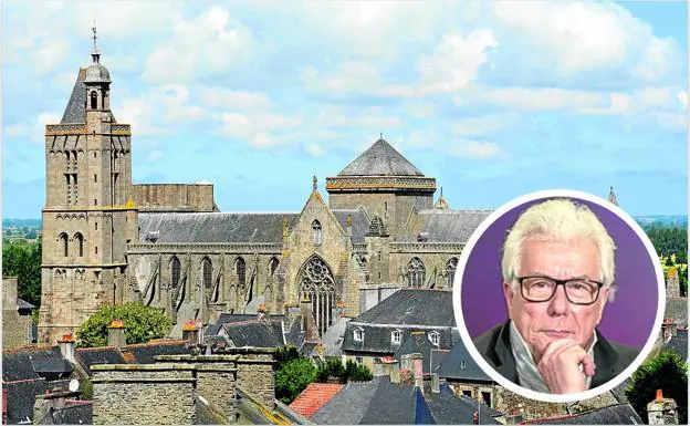 Ken Follett, al rescate de una catedral bretona