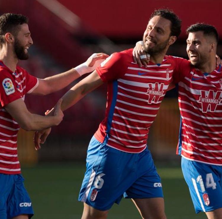 Vídeo: El Granada corta la buena racha de la Real Sociedad