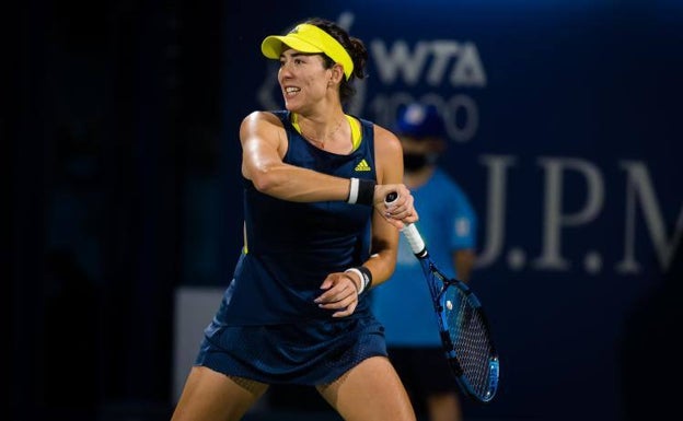 Muguruza bate a Mertens y jugará en Dubái su tercera final de la temporada