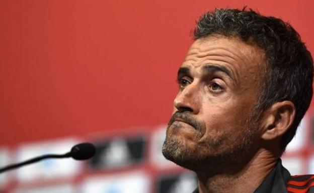 Luis Enrique se lleva con España a Simón e Iñigo hasta tres días antes de la final de Copa