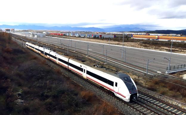 Arasur estrena este jueves su esperada conexión en tren con el Puerto de Bilbao