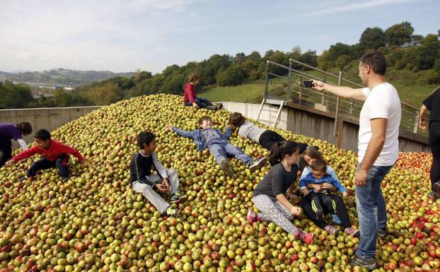 Cuatro paseos por las tradiciones vascas