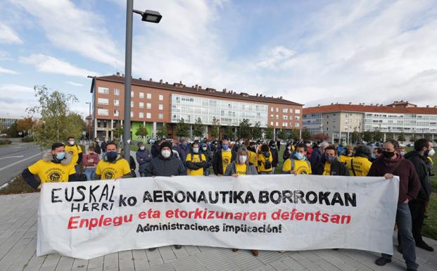 Los comités de Aernnova e ITP exigen que cualquier nuevo proyecto pase por la readmisión de los despedidos