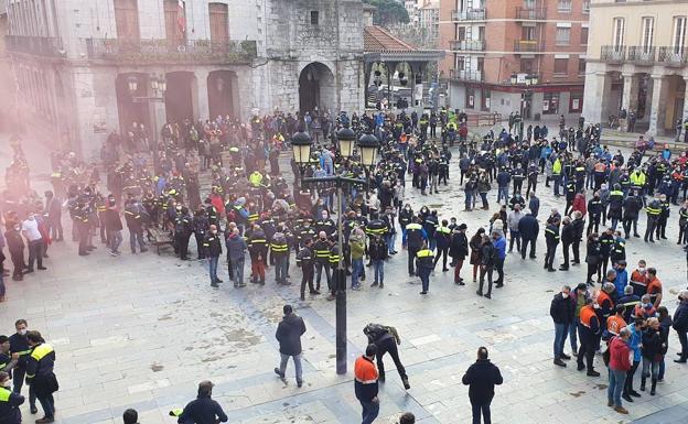 Los comités de Ayala se solidarizan con Tubacex