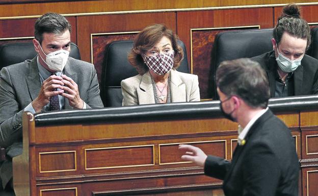 El PSOE se une a PP para vetar la 'ley de amnistía' y Rufián advierte de que «se la está jugando»