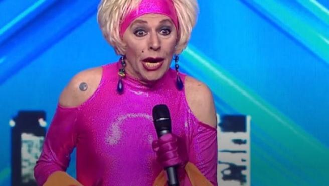 Hallan muerto en su casa al transformista canario Xayo, referente del colectivo LGTBI