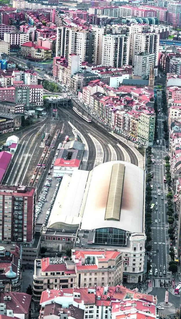 El retraso del TAV lastra el futuro de Bilbao