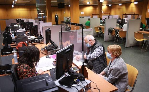 Hacienda buzonea al 72% de los alaveses su declaración de la Renta