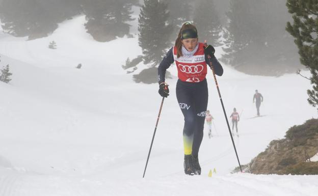 Laia Palacios y Peio Añarbe suman cinco medallas en el nacional de esquí nórdico