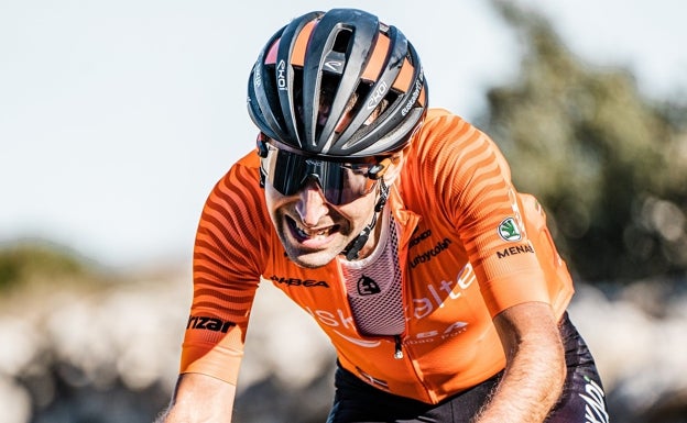 Bizkarra abandona la Itzulia por rotura de clavícula