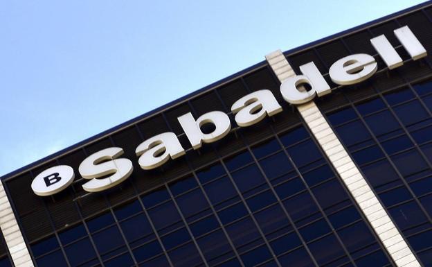 El Sabadell anuncia 200 fichajes, 20 de ellos en Euskadi, en pleno ajuste del sector