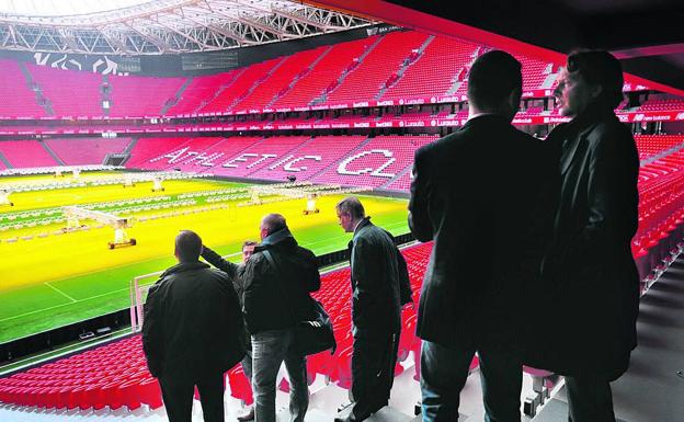 El Gobierno vasco mantiene inamovibles sus exigencias y aleja aún más la Eurocopa