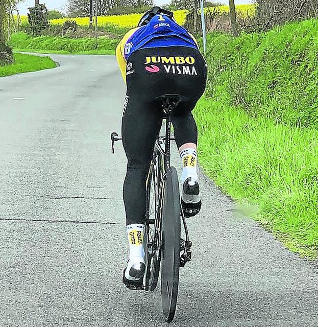 Roglic inspecciona las dos cronos del Tour