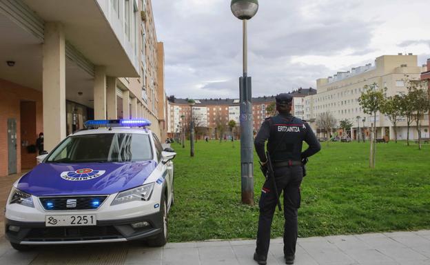 Detienen en Vitoria a un hombre de 76 años buscado en Torrevieja por «exhibicionismo»